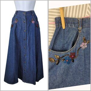 Vintage Beaded Denim Skirt 8 10 32" Waist Jean Floral Button Front Cottagecore